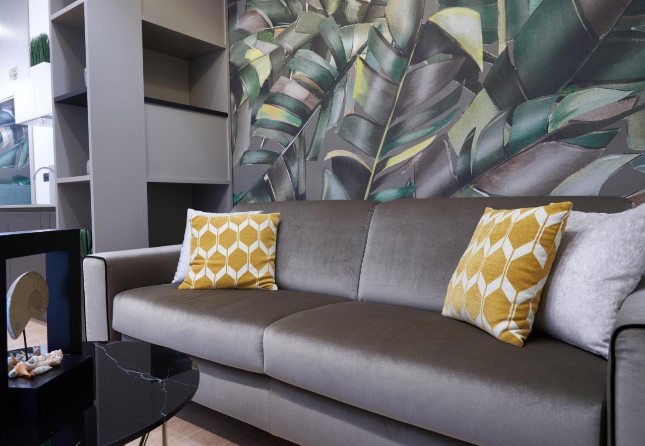 The One Napoli Luxury Apartment Exterior foto
